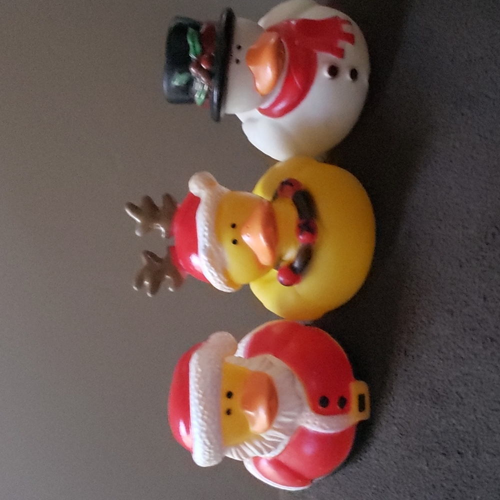 3 Mini Holiday Ducks